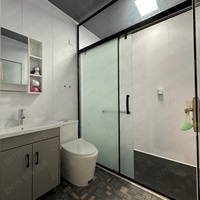 Maison en conteneur extensible de luxe de 20 pieds 30 pieds 40 pieds avec salle de bain noire Salon Pliable Conception préfabriquée pour maison