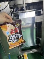 Machine d'emballage automatique de granulés machine d'emballage de chips snacks soufflés bonbons chips ensacheuse