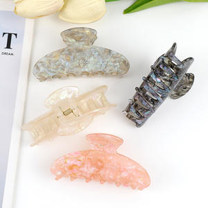 Pinza de Pelo Semicircular Grande de 9cm para Mujer, Color Caramelo, Acrílica con Garra de Plástico, Accesorios de Moda - Product Image 3