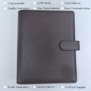 Эксклюзивный кожаный блокнот-органайзер формата А5 с кольцевым механизмом |   Мягкая текстурированная поверхность, 6 золотых колец |   Идеально подходит для планирования и бюджетирования. |   Низкий минимальный заказ - Product Image 2