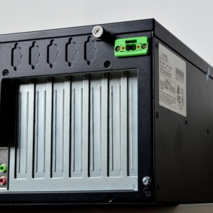 4U Rackmount IPC Panel PC I3-6100 8G 512G pour la <span class=keywords><strong>gestion</strong></span> des grands équipements et centre de contrôle d'automatisation d'usine pour l'intégration PLC - Product Image 1