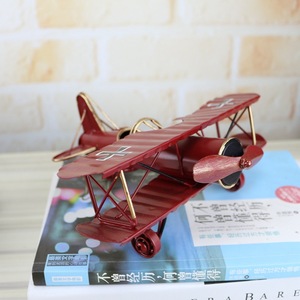 Nouveau modèle d'<span class=keywords><strong>avion</strong></span> en fer fait main <span class=keywords><strong>vintage</strong></span> 2026, <span class=keywords><strong>décoration</strong></span> créative pour la maison, ornement d'<span class=keywords><strong>avion</strong></span> en métal tendance, artisanat d'art décoratif - Product Image 6