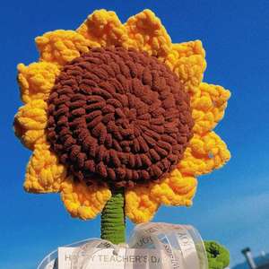 Rose <span class=keywords><strong>tournesol</strong></span> faite à la main et fleurs au crochet oeillet pour la fête des enseignants ou le cadeau de bouquet magnifiquement tissé du nouvel an - Product Image 6