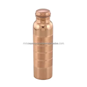 Bouteilles d'eau en cuivre martelé, fabriquées en Inde, pour boissons, disponibles avec emballage personnalisé par M. R. S. EXPORTS - Product Image 4