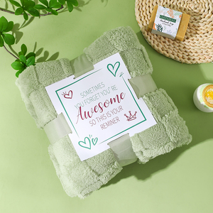 Set Regalo per la Cura del Corpo Personalizzato e Fatto a Mano per la Festa della Mamma, San Valentino, Compleanno, Capodanno, con Sali da Bagno e Palline da Bagno - Product Image 4