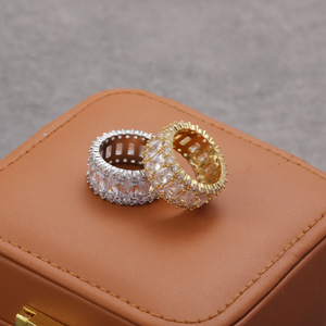 Bague Hip-hop, Bague en Cuivre Hip-hop avec Zircon Incrusté en Forme de Carré, Bague pour Homme - Product Image 3