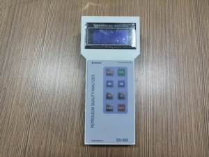 เครื่องวิเคราะห์ค่าออกเทนและซีเทนแบบพกพา รุ่น SX-300 มาตรฐาน ASTM D2699 D2700 สำหรับการทดสอบน้ำมันเบนซินและดีเซล - Product Image 1