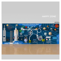 Équipement de terrain de jeu intérieur interactif sur le thème de l'espace personnalisé pour musée scientifique, exposition du système solaire, table de jeu aquatique, planète