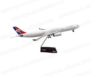 Modelo de Avión Yemenia <span class=keywords><strong>A330</strong></span> de Resina a Escala 1:135 de 47 cm, con Luces LED Personalizables, Juguete para Colección de Aviones y Regalo Navideño - Product Image 2
