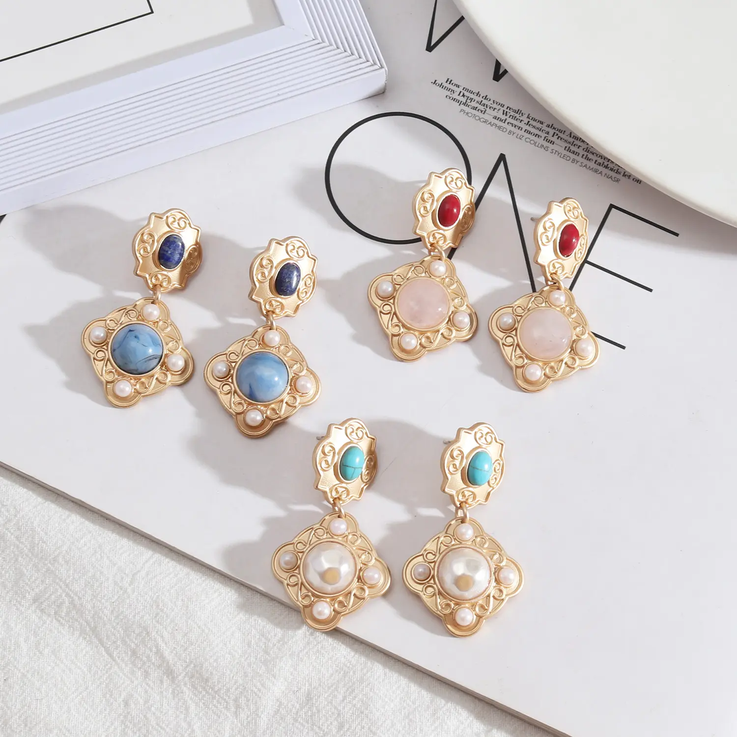 2023 New Fashion Design Court Style Ohrring Vintage Legierung Persönlichkeit Perle Ohrring Frauen Modeschmuck Ohrring