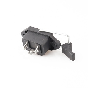 Toma de corriente alterna de entrada de conector IEC60320 C14 de con guía única y <span class=keywords><strong>Pilar</strong></span> de fijación para electrodomésticos - Product Image 5