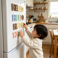 Lettres magnétiques colorées personnalisées OEM, majuscules et minuscules, pour l'enseignement préscolaire et maternelle des enfants