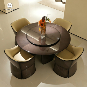 Set da Pranzo in Legno Impiallacciato Design Italiano, Tavolo Rotondo in Legno Massello con Vassoio Girevole e 4 Sedie, Misure Personalizzabili per Villa e <span class=keywords><strong>Hotel</strong></span> - Product Image 1
