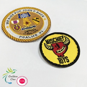 Sıcak satış özel serin moral tasarımcı giyim dokuma tam Logo demir nakış rozetleri yamalar ceketler şapka şönil kumaş PVC - Product Image 3