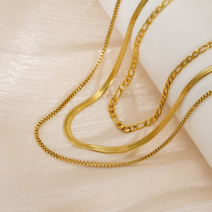 <span class=keywords><strong>Collana</strong></span> in Acciaio Inossidabile Placcata Oro 18K con Catena a Maglie Geometriche a Forma di <span class=keywords><strong>S</strong></span>, Trendy, per Anniversario, Vendita all'Ingrosso - Product Image 3