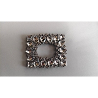 Boucle de chaussure carrée en strass de cristal Serene Joy, clip décoratif non amovible, accessoires de mariage pour femmes (Modèle B2-10)