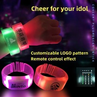 Bracelet lumineux en plastique FineGreen FG-BR avec télécommande, 4 LED, contrôle DMX, thème romantique doux pour le sport et les jeux
