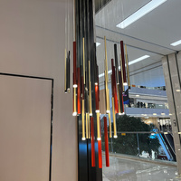 Lustre moderne en métal LED pour la décoration intérieure, lampe suspendue en forme de tuyau d'eau
