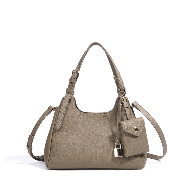 ODM OEM Custom 2026 Wholesaler Genuine Leather High-End Small Bags Pendant Crossbody Shoulder Bags and Handbags for Women