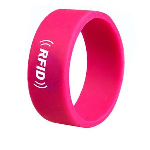 Pulsera de silicona NFC personalizada, pulsera con chip Ntag 213/215/216, 13,56 MHz, RFID ajustable, impermeable, con impresión de logotipo - Product Image 1