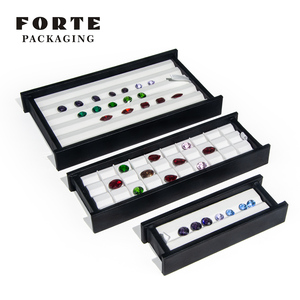 Plateau de présentation de bijoux FORTE en cuir PU exquis, grande capacité, taille personnalisée, avec diamants et pierres précieuses - Product Image 2