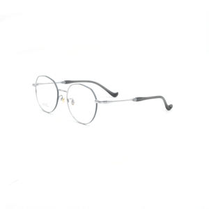 Gafas ópticas <span class=keywords><strong>de</strong></span> titanio para miopía, <span class=keywords><strong>lentes</strong></span> transparentes para exteriores, ligeras, nuevo estilo, venta al por mayor, <span class=keywords><strong>2022</strong></span> - Product Image 2