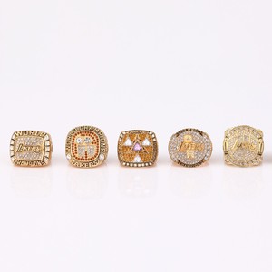 Los Angeles Lakers Championship Ring Set 5 Pieces Basketball <b>Trophy</b> Jewelry Alloy Plated <b>Engraved</b> Rings With Box - Product Image 2