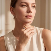 Bague Minimaliste Bicolore en Laiton Mylove, Plaqué Or 18K et Platine, Métal Mixte, Courbée et Ondulée, Vente en Gros pour Mariage