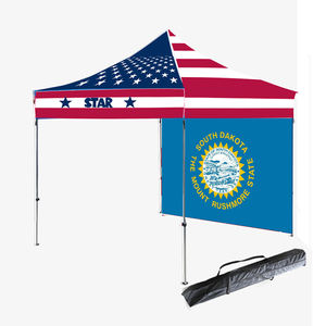 Tente de fond de scène pour événement extérieur en juillet, avec drapeau de l'État du Dakota du Sud (États-Unis) - Product Image 1