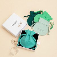 Pochette et boîte d'emballage avec cordon de serrage de bijoux avec logo personnalisé d'usine sacs-cadeaux pochettes à bijoux en microfibre avec tampon d'insertion