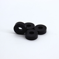 Embouts de câble noirs à extrémité personnalisée Capuchons en silicone pour trous traversants Petits bouchons en caoutchouc à encliqueter pour trous
