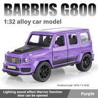 Modèle de SUV modifié en alliage moulé sous pression à l'échelle 1/32 avec capot en fibre de carbone, portes ouvrables, fonction de recul et son et lumière