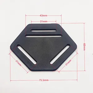75 mm * 60 mm individuelle dreieck-kunststoff-Rutschverschluss-Schleppschnalle für Rucksack Einstellungs-Schulterband-Schnallen