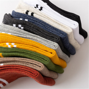 Printemps Mignon Simple Coton Casual Blanc Noir <span class=keywords><strong>Rayures</strong></span> <span class=keywords><strong>Chaussettes</strong></span> Pour Femmes Avec Des Motifs - Product Image 3