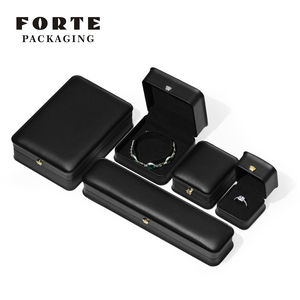 2024 New Style Black <b>White</b> Necklace Jewelry <b>Gift</b> <b>Box</b> Black Ring Leather Jewelry Packaging with Crown - Product Image 2