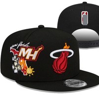 Casquette Snapback Unisexe 6 Panneaux en PVC avec Broderie 3D Style Hip Hop Américain 2026 à Visière Plate Contactez-nous pour le catalogue complet et plus de styles