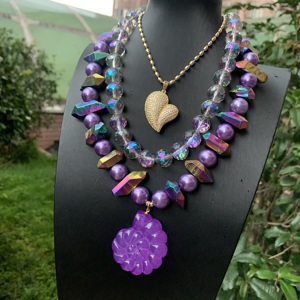 Collar de cuentas de cristal de Color neón maravilloso, collar con colgante de caracola púrpura, collar de corazón de circón de estilo marino, oro de 18 quilates, en color neón, para mujer - Product Image 2