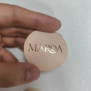Etiquetas Redondas Mate Impresas en Dorado Rosa - Etiquetas Personalizadas con Logotipo Metálico en Dorado Rosa para Pequeñas Empresas y Cosméticos - Product Image 1