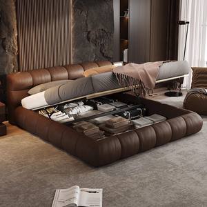 Современная итальянская дизайнерская минималистичная кровать с обивкой из натуральной кожи, размер King Size, глубокая обивка, для главной спальни виллы или мастер-костюма - Product Image 2