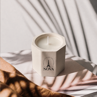 Bougie parfumée artisanale en cire de soja dans un pot en céramique NOVA Premium, pour Pâques, la Saint-Valentin, les mariages, Diwali, les fêtes, les bars, personnalisable
