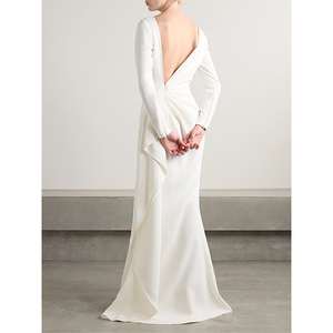 double couche pour femmes musulmanes au design chic haut de gamme Ensemble 2 pièces avec poignets brodés et accents à pompons - Product Image 4