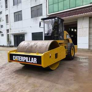 CS-683e à rouleaux d'occasion Cat Road d'occasion bien entretenu et de haute qualité en vente - Product Image 2