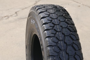 Neumáticos LCH T-REX LT235/85R16 Sin Cámara para Camioneta Ligera, Todas las Posiciones, Radiales, 3 Años de Garantía, Velocidad S, Venta al Por Mayor - Product Image 2