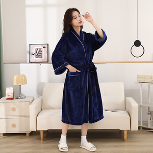 เสื้อคลุมอาบน้ำผ้าสักหลาดสำหรับผู้ชายและผู้หญิงคอปกสีทึบยาวดูดซับสำหรับผู้<span class=keywords><strong>สูงอายุ</strong></span>ชุด<span class=keywords><strong>นอน</strong></span>ของผู้หญิง - Product Image 3