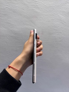 Teléfono Inteligente Goog/le 6 Pro 5G, Pantalla de 6.7 Pulgadas, 120 Hz, LTPO QHD+, Cámara de 50 MP, Zoom Óptico 4x, 12 GB, 128 GB, IP68, Versión Global - Product Image 4