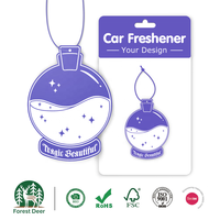 Désodorisant de voiture en papier parfumé aux senteurs variées de cerf de la forêt