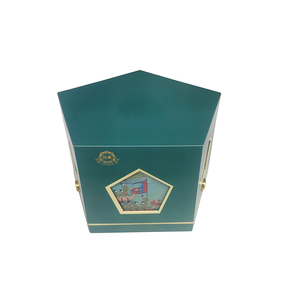 2025 Nueva caja de regalo de vino de tablero gris de doble capa con forma de pentágono con tapa en relieve de lámina dorada y Base hecha de papel - Product Image 4