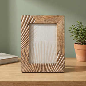 Marco de fotos de madera rectangular hecho a mano, diseño rústico en relieve, para exhibición vertical en mesa, impresión UV a todo color, decoración para el hogar, decoración de pared. - Product Image 1