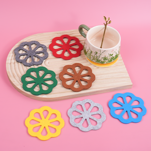Sous-verre en feutre multicolores de nouvelle conception pour un usage quotidien à la maison - Product Image 1