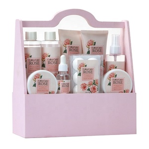 Ensemble de Douche Rose Personnalisé pour Femme – Soin Corporel Hydratant et Nettoyant – Cadeau de Saint-Valentin – Lotion Lavante Luxueuse pour les Mains – <span class=keywords><strong>Spa</strong></span> - Product Image 4